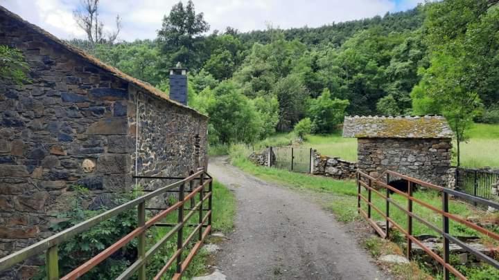 Апартаменты Vut El Refugio Вильяблино Экстерьер фото